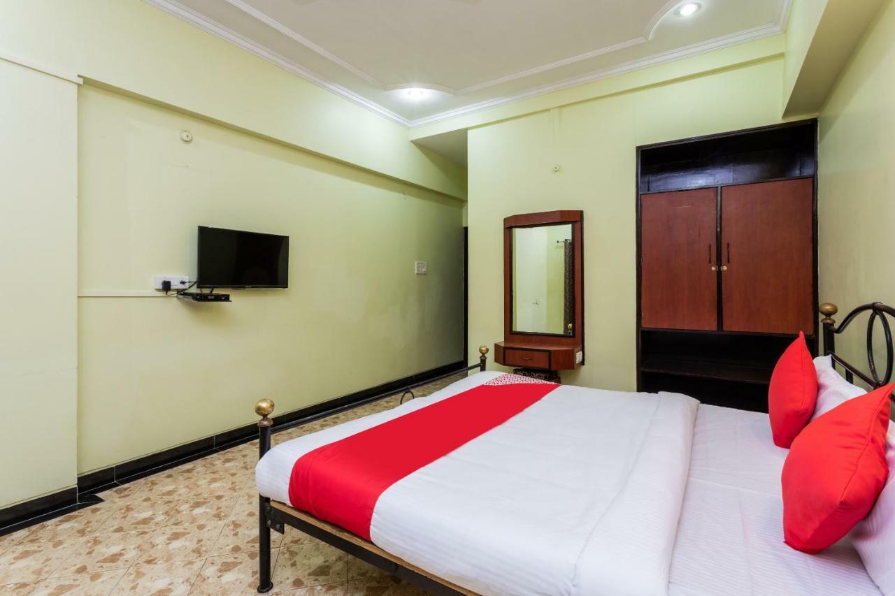 Oyo 38142 Girdhar Mahal Otel Indore Dış mekan fotoğraf