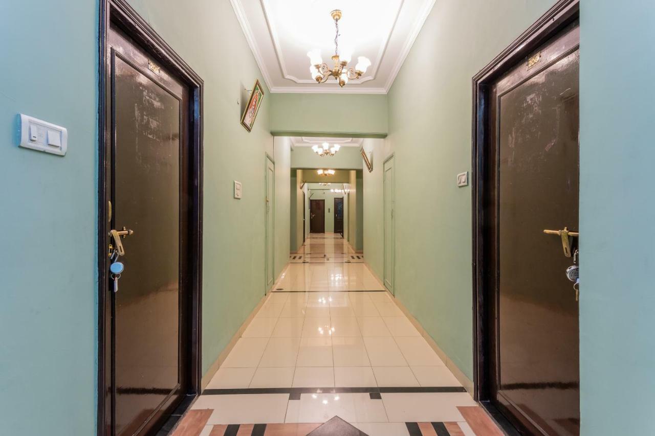 Oyo 38142 Girdhar Mahal Otel Indore Dış mekan fotoğraf